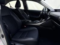 Lexus IS 300h