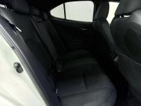 Lexus UX 250h